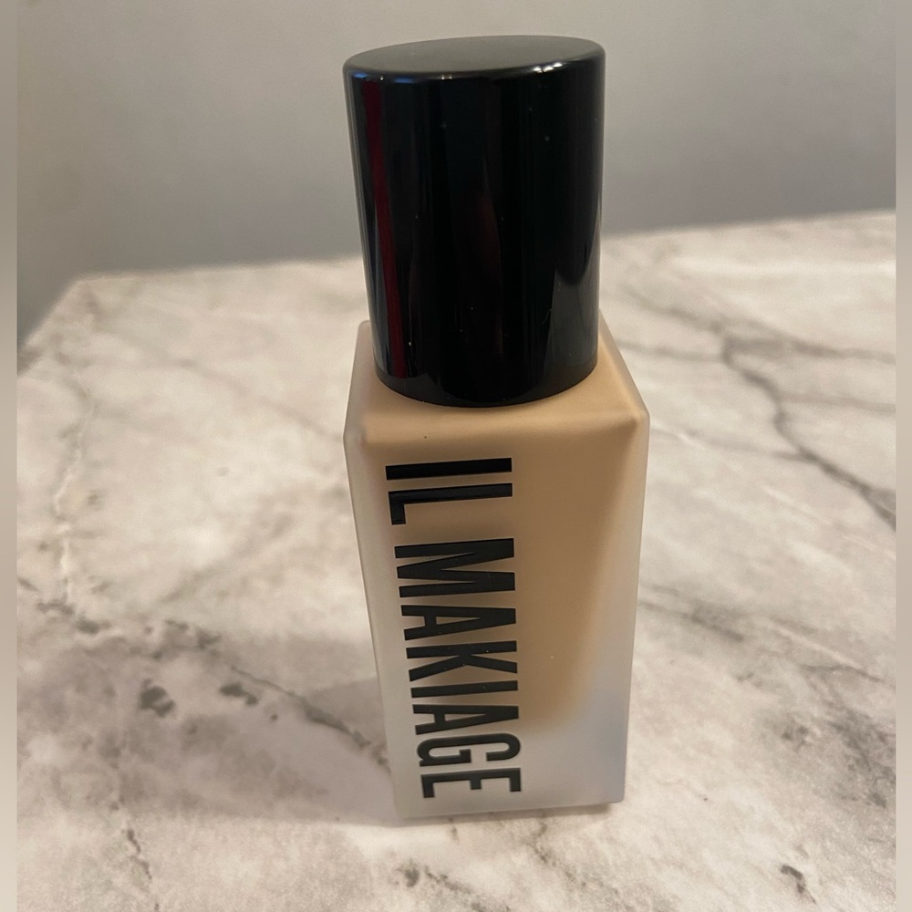 il makiage woke up like this foundation 60 NEW